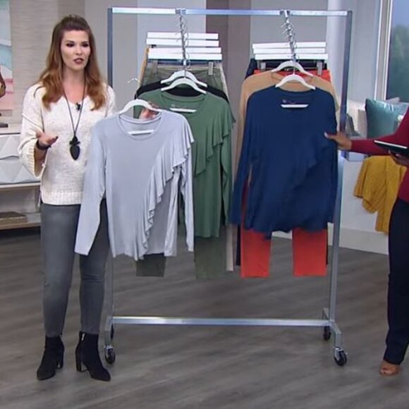 DG2 Diane Gilman Ruffle Front Top 613-558 - Picture 3 of 11